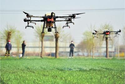 石家莊市藁城區 科技春管助農時，機械轟鳴繪“豐”景