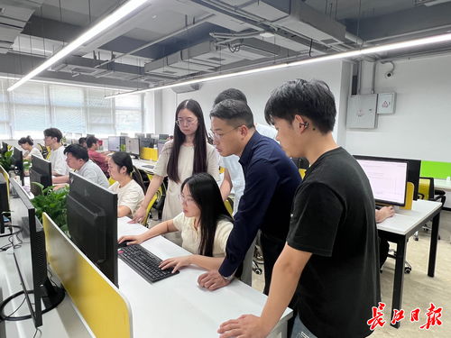 尋訪武漢AI新勢力 不設專職銷售，技術出海同比翻三倍